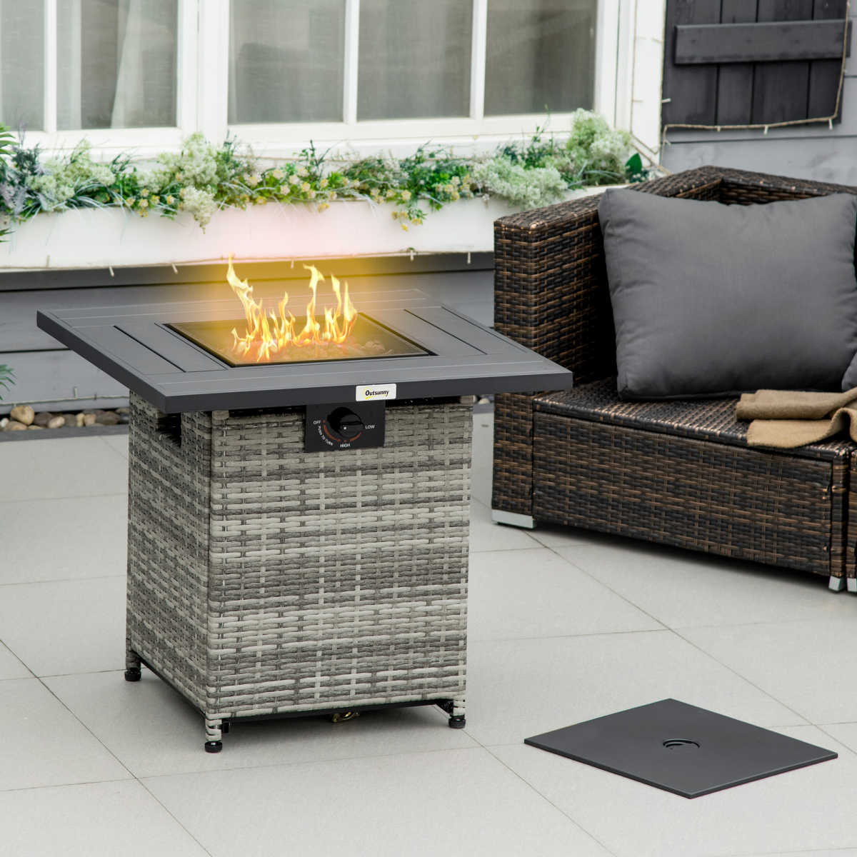 40,000 BTU Gas Fire Pit Table with Rain Cover, Lid & Smokeless Burner