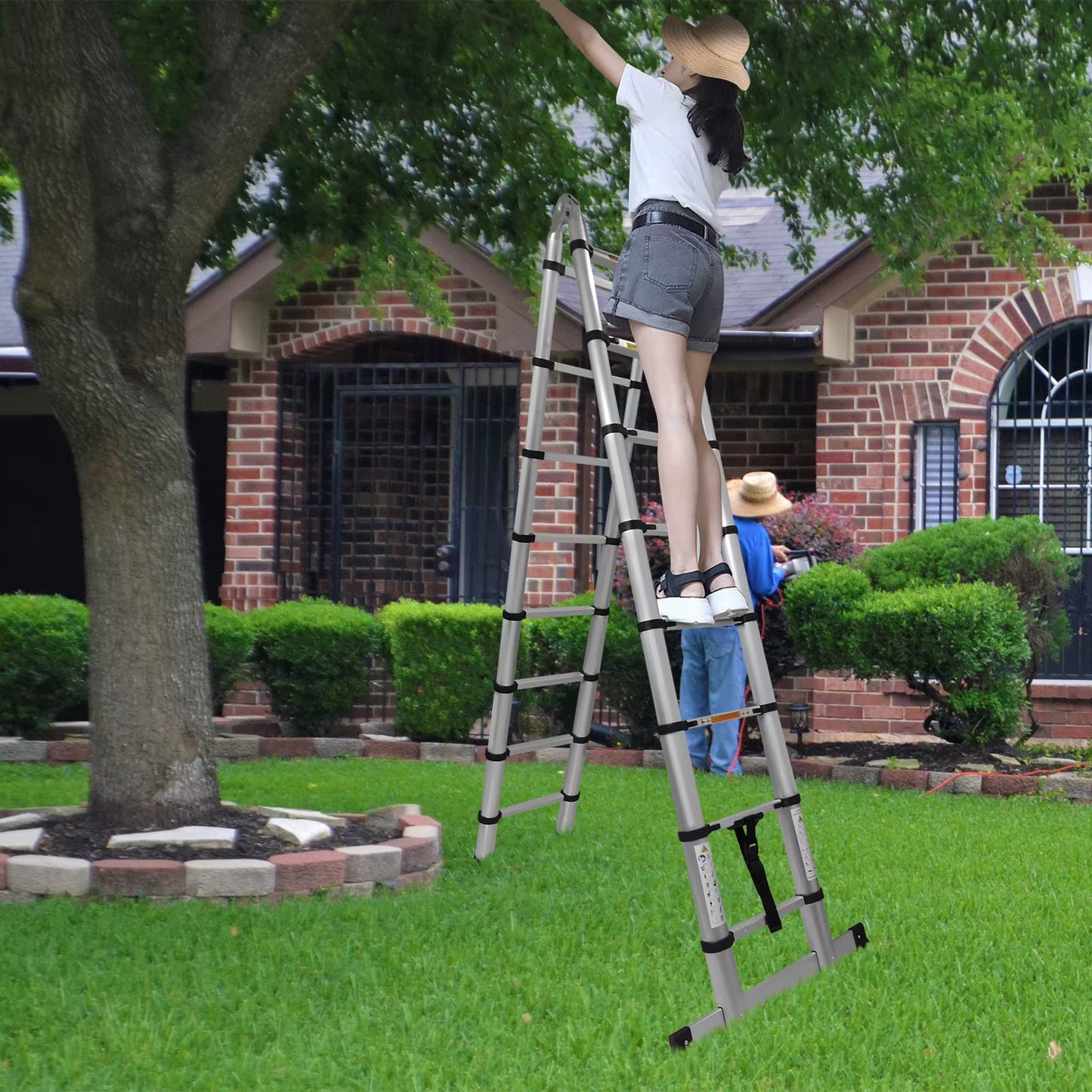 A-Ladder, Straight Telescopic Ladder with Non-Slip Feet, Load Capacity of 330Lbs, Foldable, for Home or RV Outdoor Work
