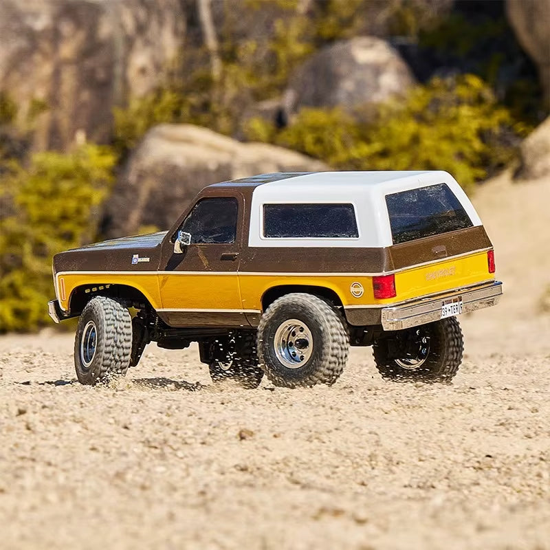 Fms 1:24 K5 Blazer Retro Simulation Pickup Truck Model Rc Climbing Car Remote Control Car Model Dual Speed Off-Road Vehicle Toy