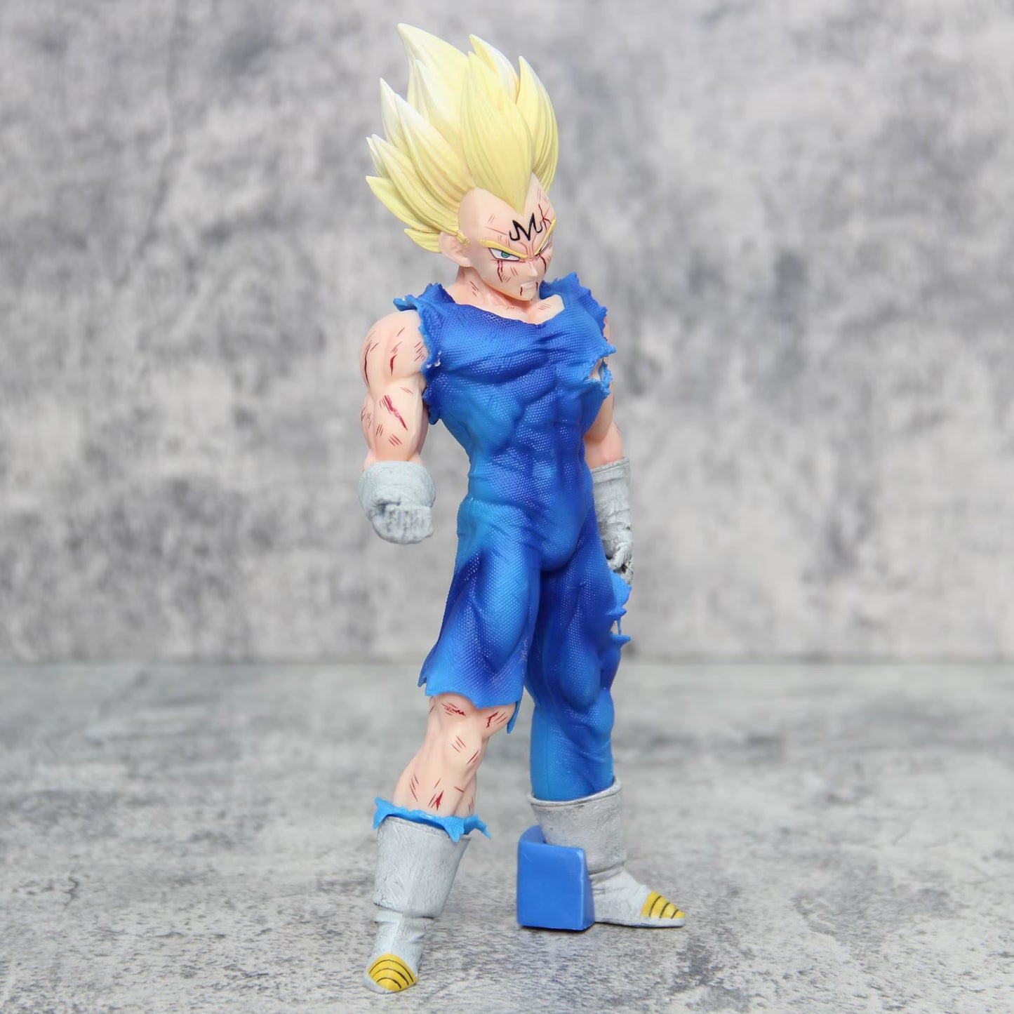 20cm Battle-Damaged Vegeta Action Figure - Perfect PVC Collectible for Dragon Ball Z Fans and Gifts
