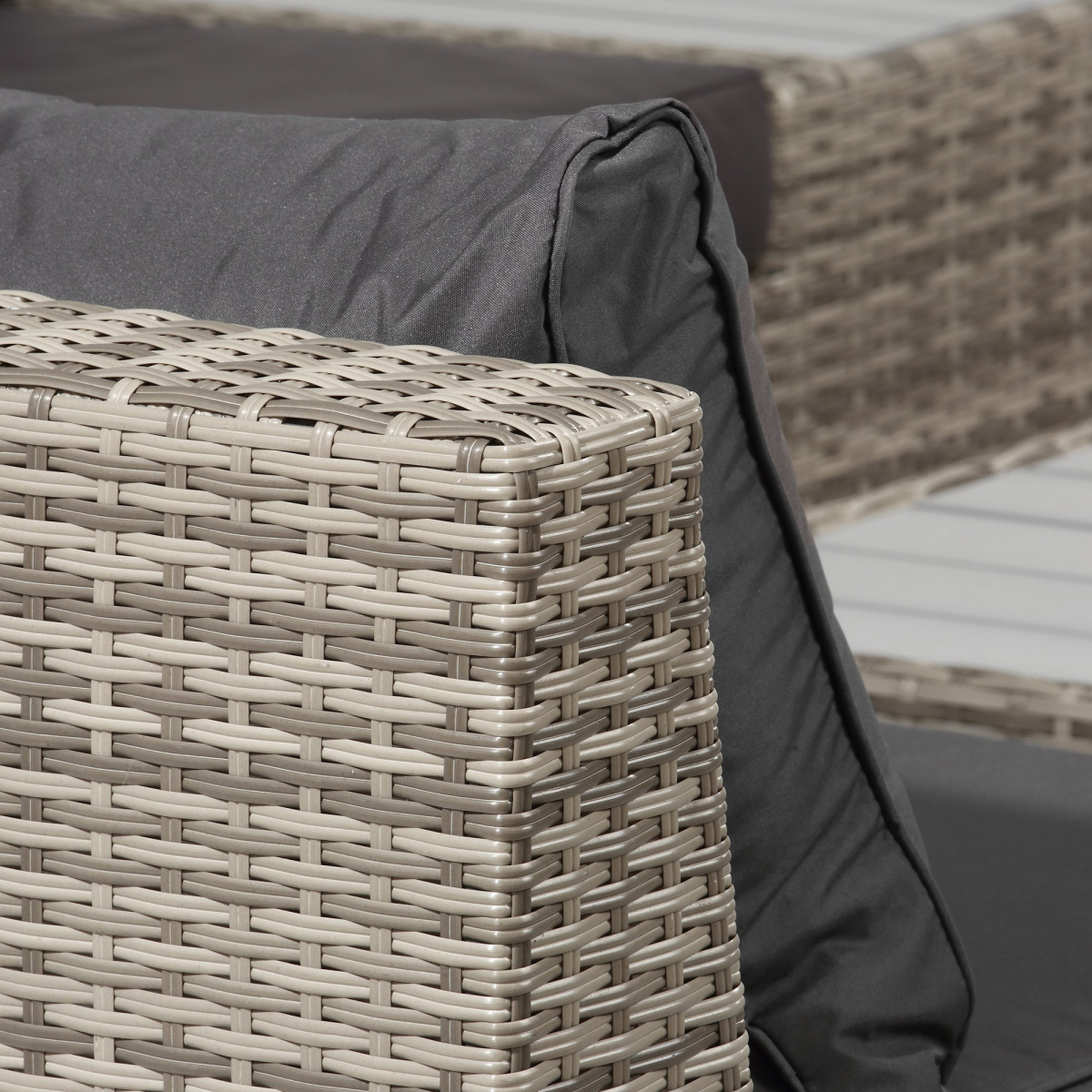 5-Piece Outdoor PE Rattan Corner Sofa Set with Cushions and Table - Light Grey
