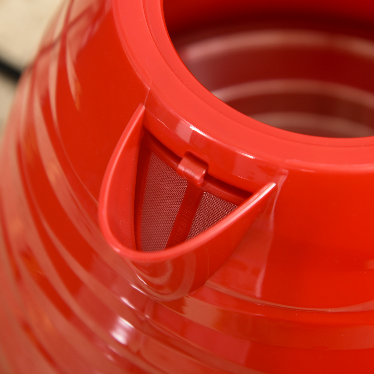 Chic Red Kettle & Toaster Set – 1.7L Rapid Boil & 4-Slice Perfection!