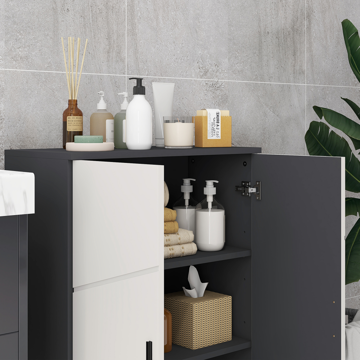 Kleankin Elegant Small Bathroom Storage Cabinet with Soft Close Doors