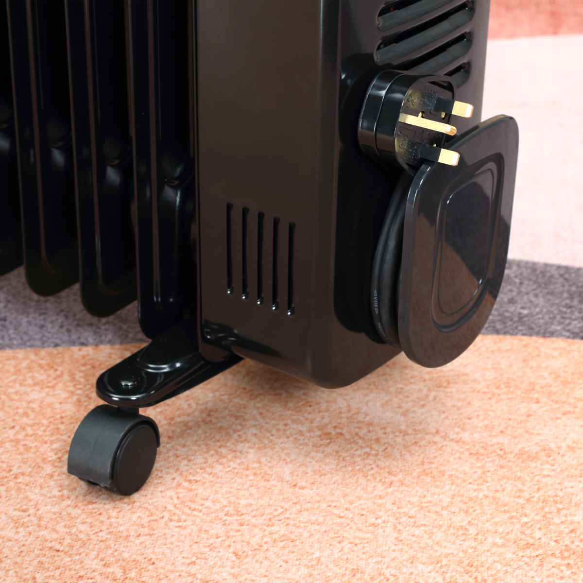 2000W Portable Digital Oil-Filled Radiator Heater with Timer & Remote Control