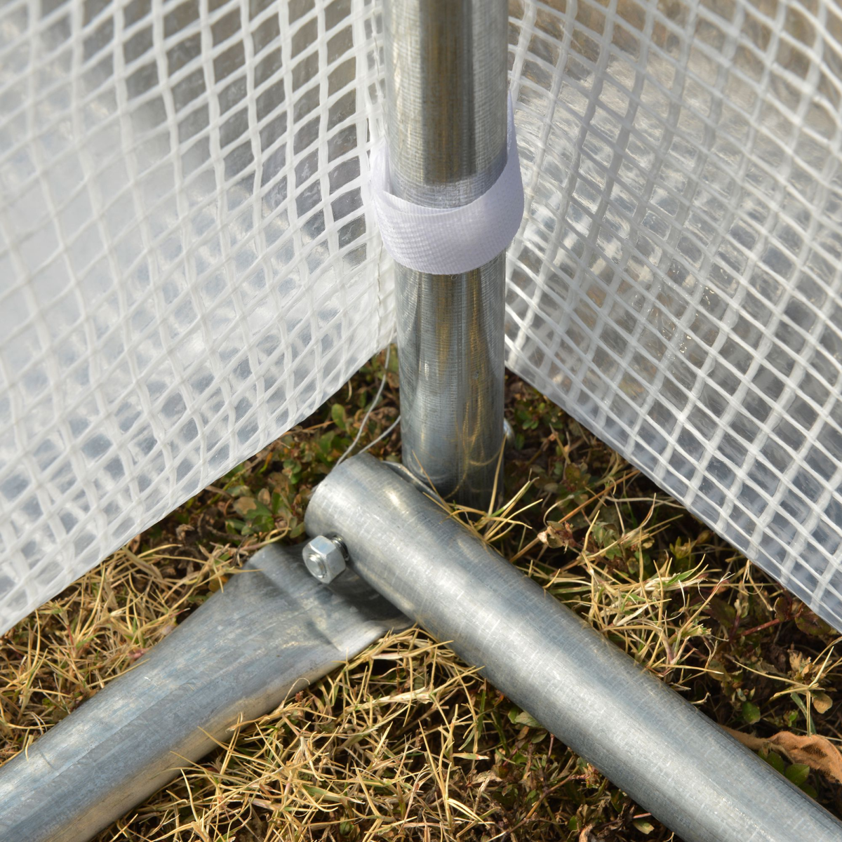 3x3x2m Walk-In Steel-Frame Polytunnel Greenhouse - White