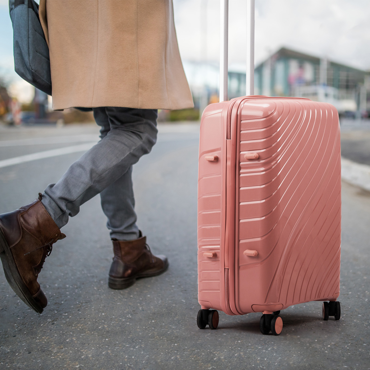 Elegant Rose Gold 4-Piece Luggage Set + Toiletry Kit & Handbag – Travel in Style!