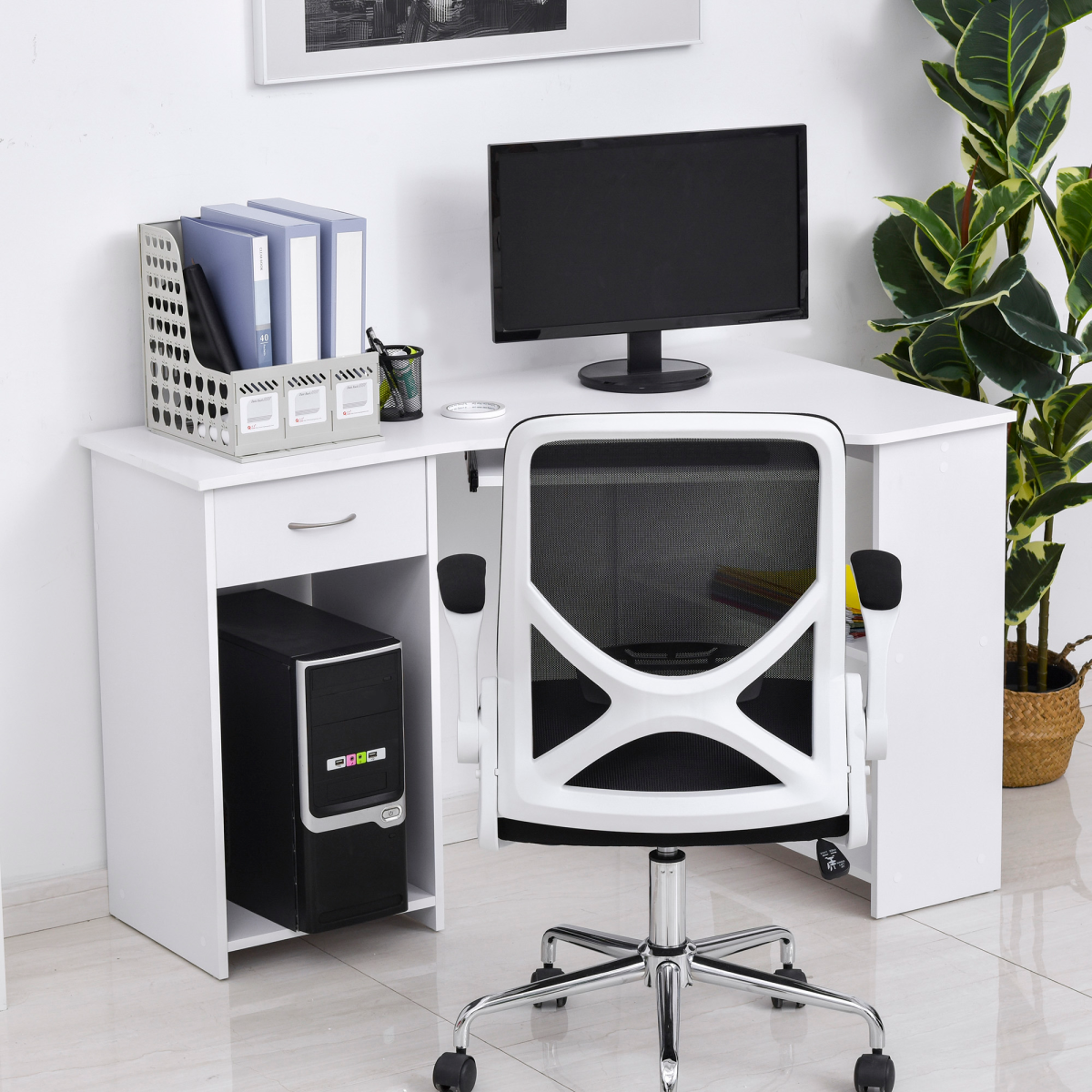 Stylish L-Shaped Corner Desk with Shelves & Keyboard Tray