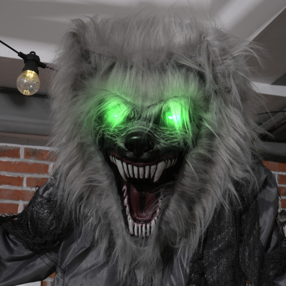 Halloween Skeleton Werewolf Animatronic Prop with Light-Up Eyes