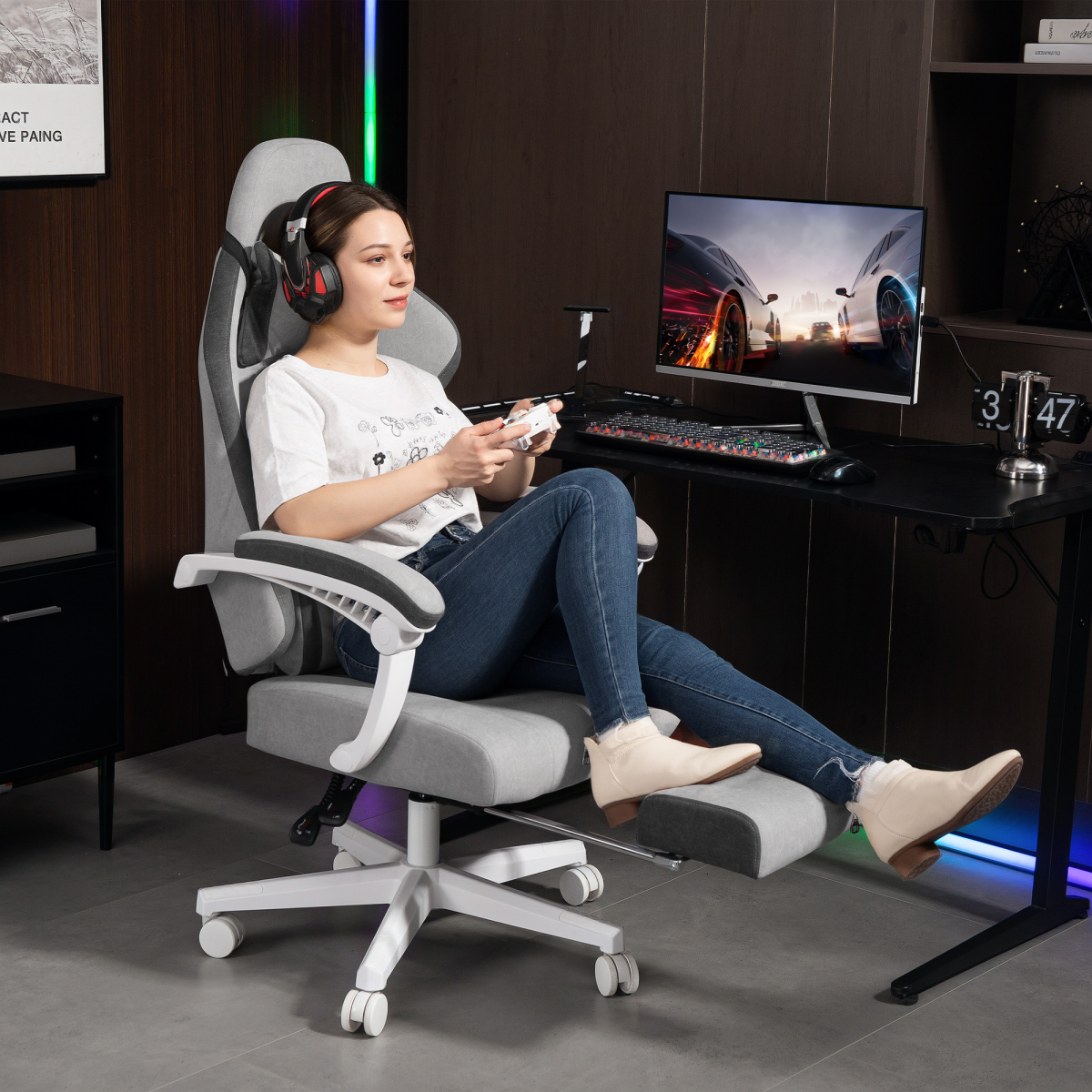 Elegant Grey Velvet Recliner Chair with Adjustable Height for Ultimate Comfort