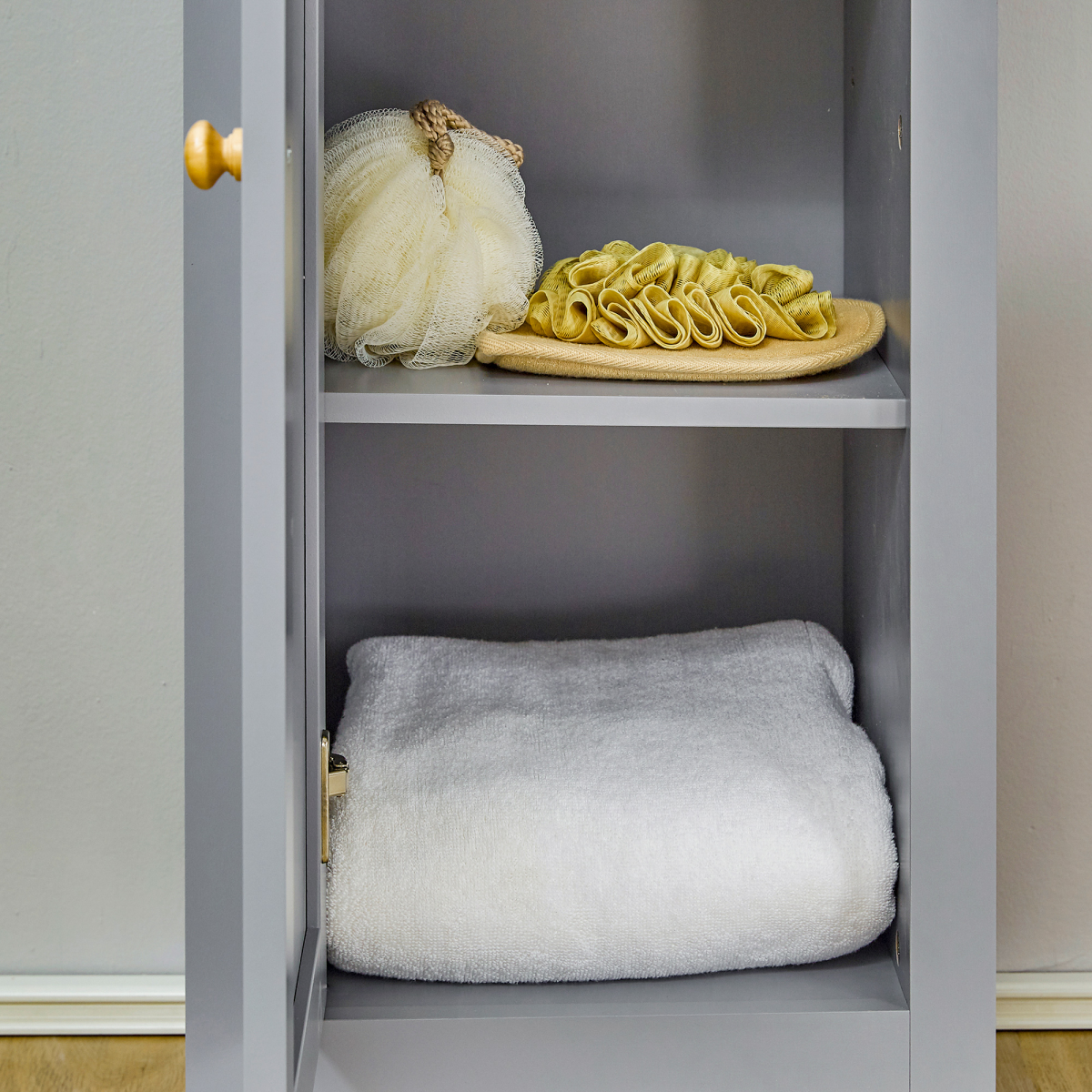 Maximize Space with Kleankin Tall Bathroom Storage Cabinet - Adjustable & Stylish!
