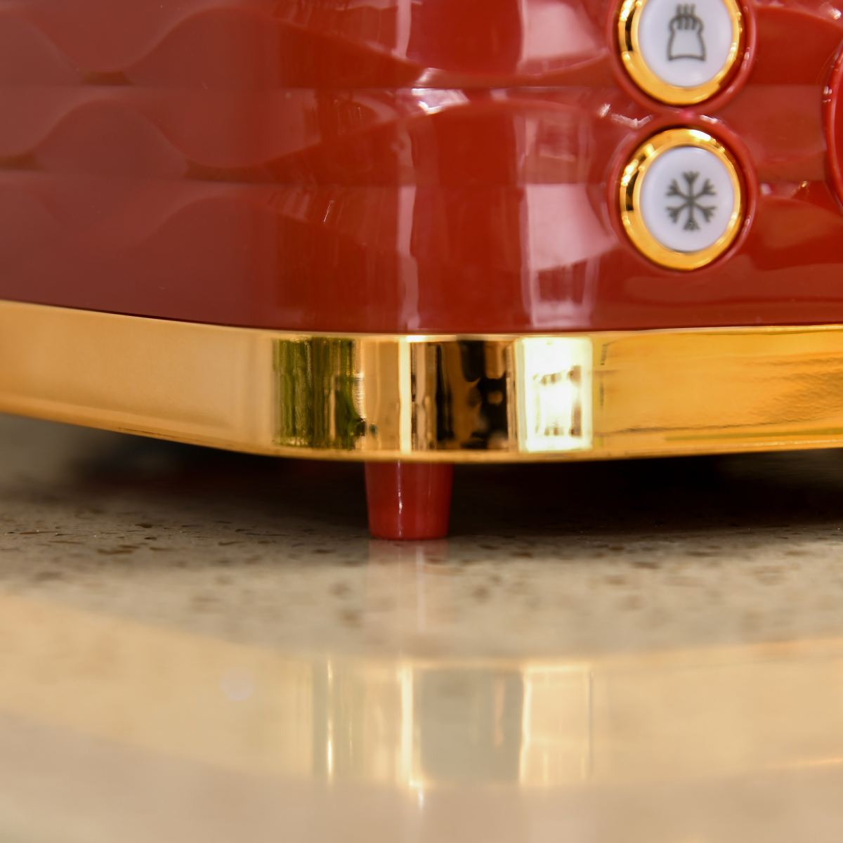 Chic Red Kettle & Toaster Set – 1.7L Rapid Boil & 4-Slice Perfection!