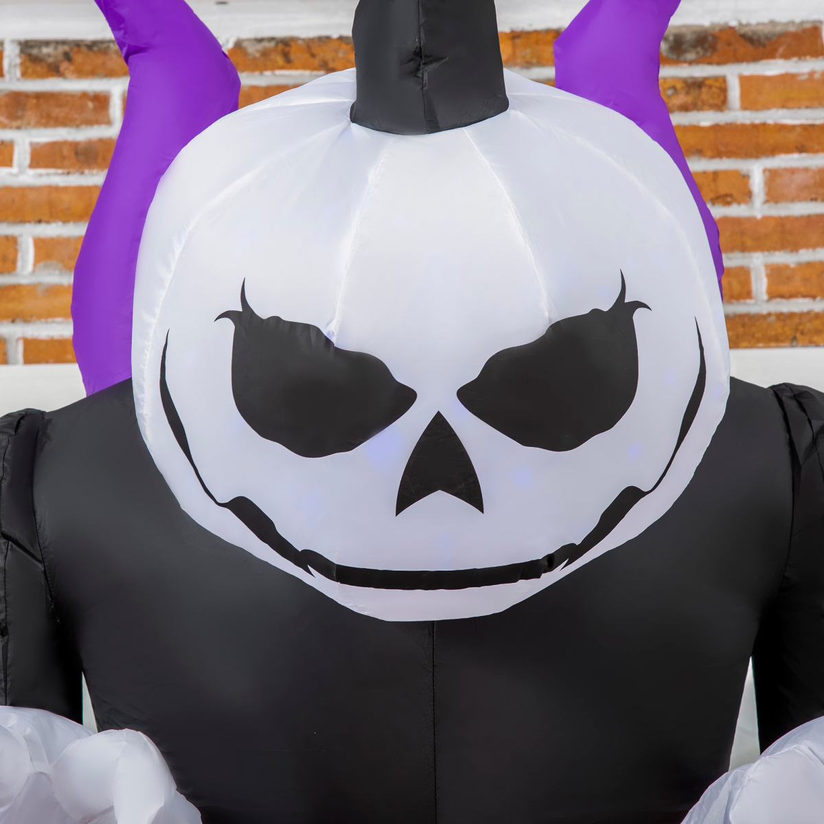 7ft Inflatable Halloween Ghost Horns with LED Flame Effect - Outdoor