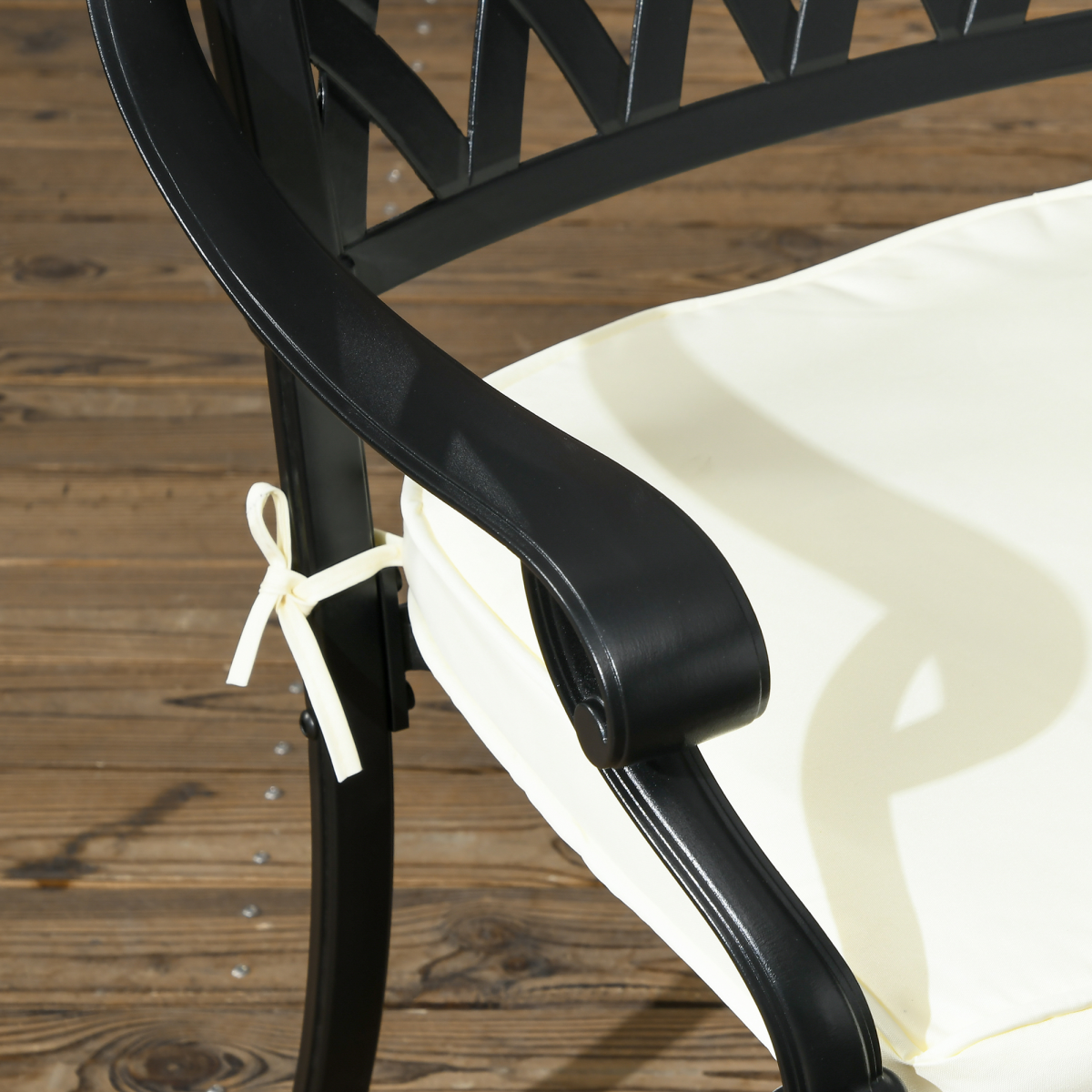 4-Seater Cast Aluminium Dining Set with Cushions and Umbrella Hole