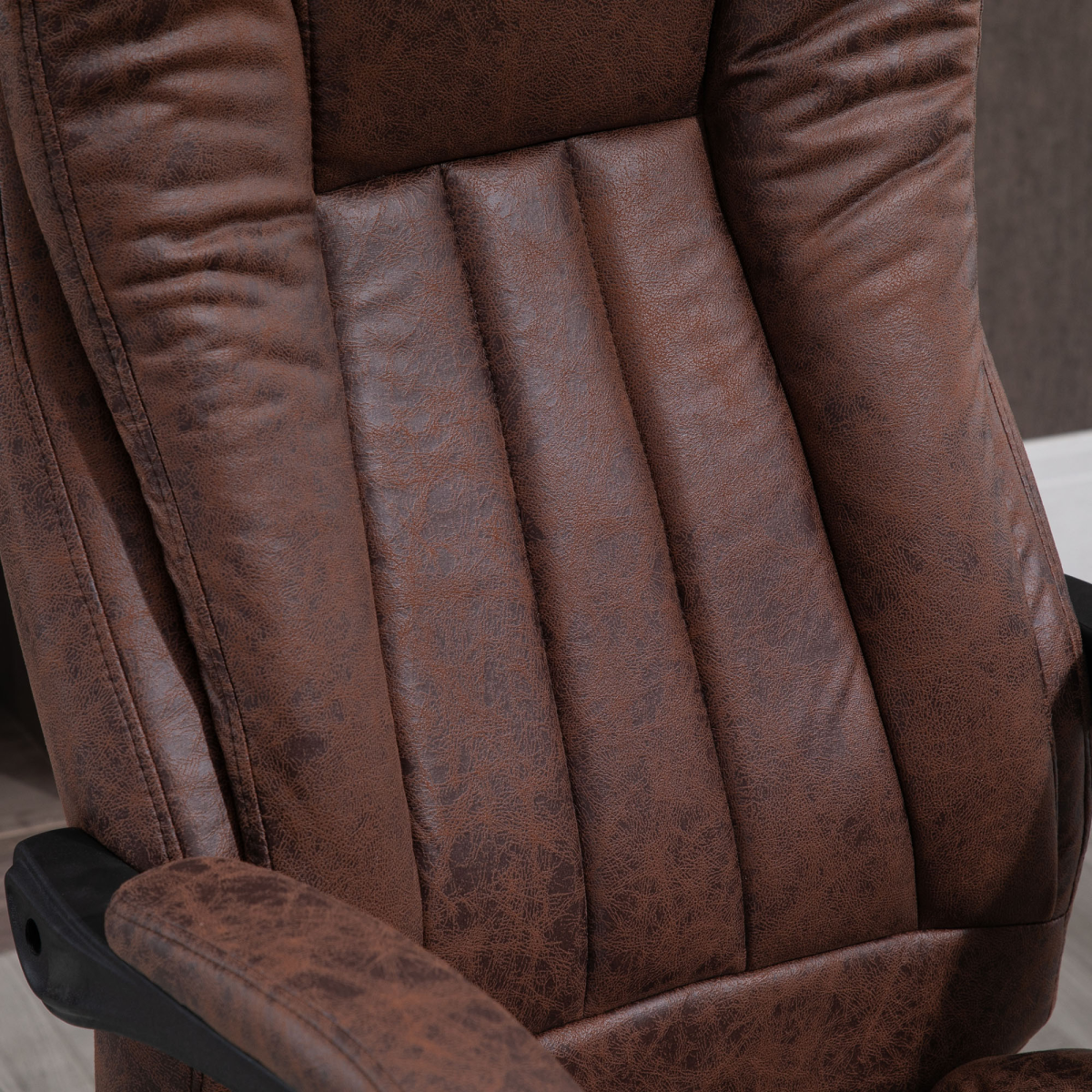 Executive Office Chair with Footrest and Armrests - Brown