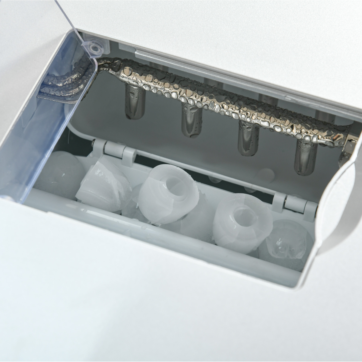 Ice Maker & Water Dispenser: Effortless Chilling Anywhere, Anytime!