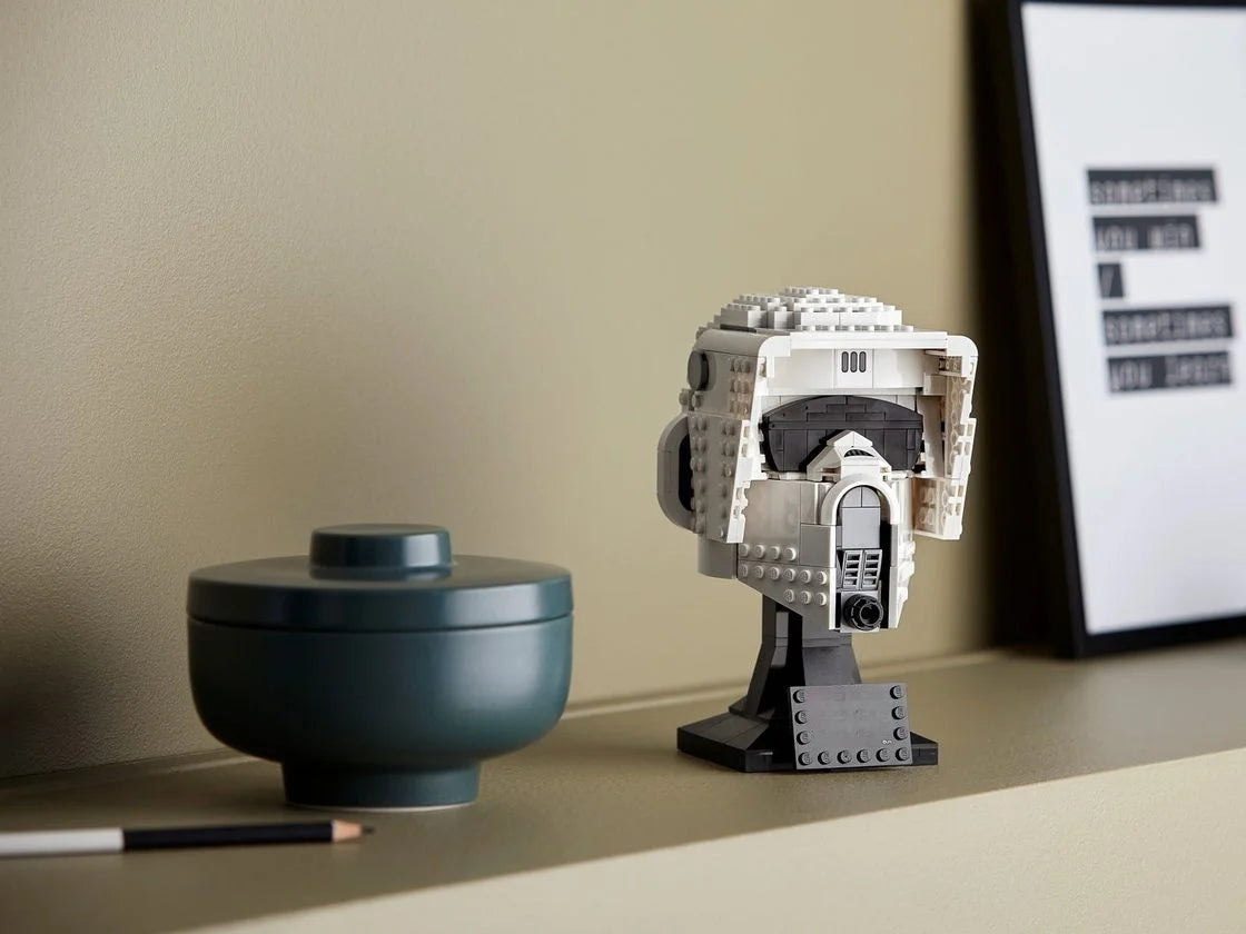 2025 Space War The Mandalorian Helmet Scout Dark Trooper Darth Vader 75429 Building Blocks Desk Decoration