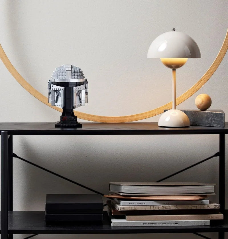 2025 Space War The Mandalorian Helmet Scout Dark Trooper Darth Vader 75429 Building Blocks Desk Decoration