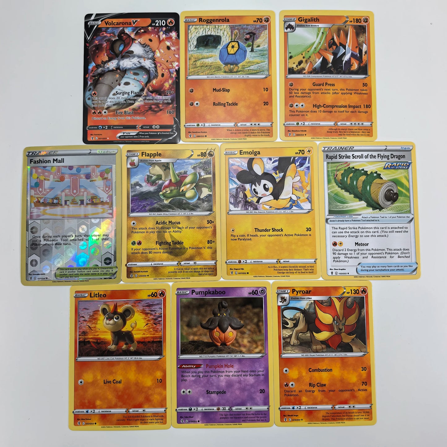 360Pcs English Pokémon TCG: Sword Shield Evolving Skies Booster Box Pokemon Trade Card 36 Pack Box
