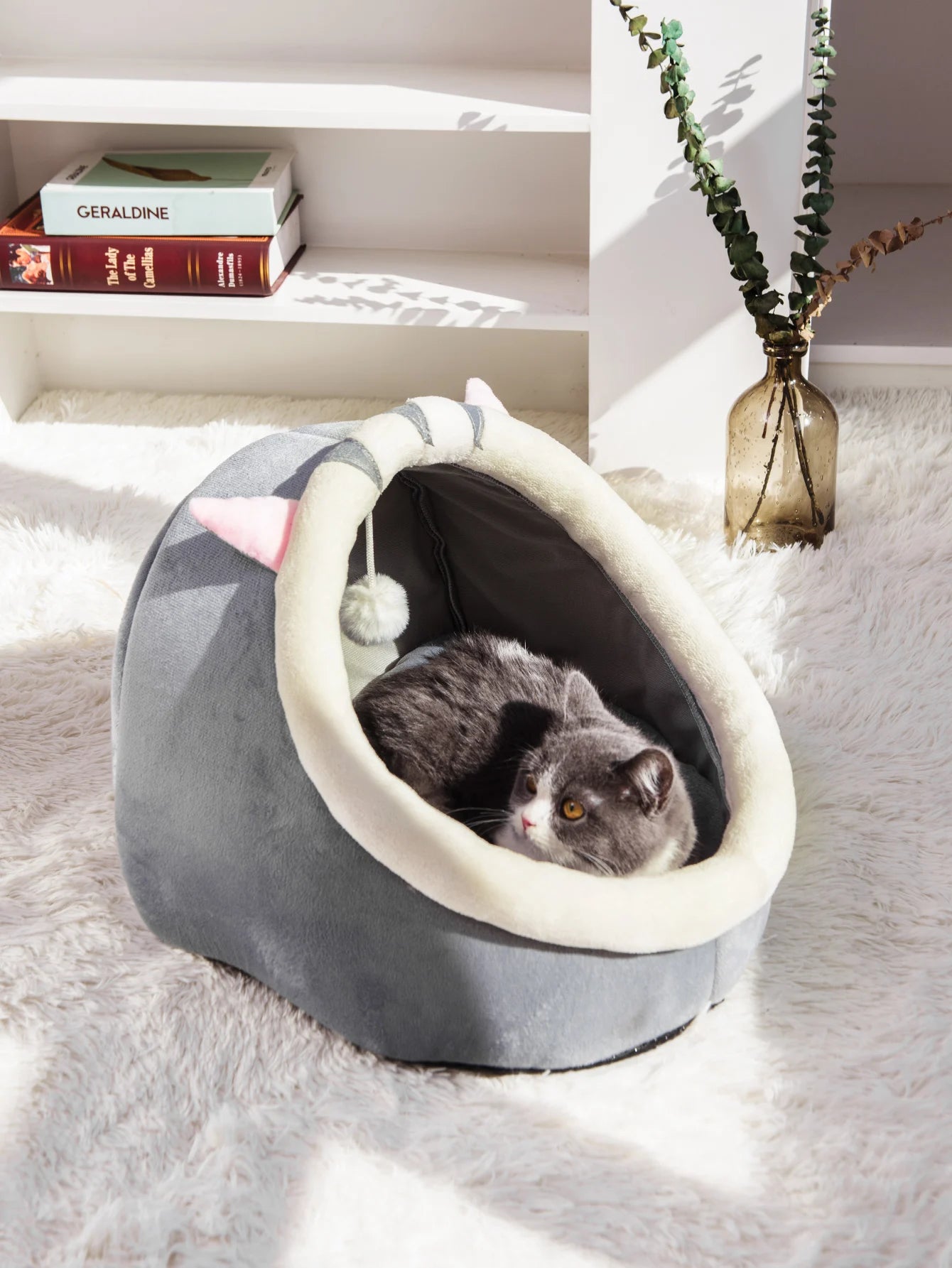 1PC Warm Winter Four Seasons Universal Semi-Closed Cute Comfortable Cat Nest Bed