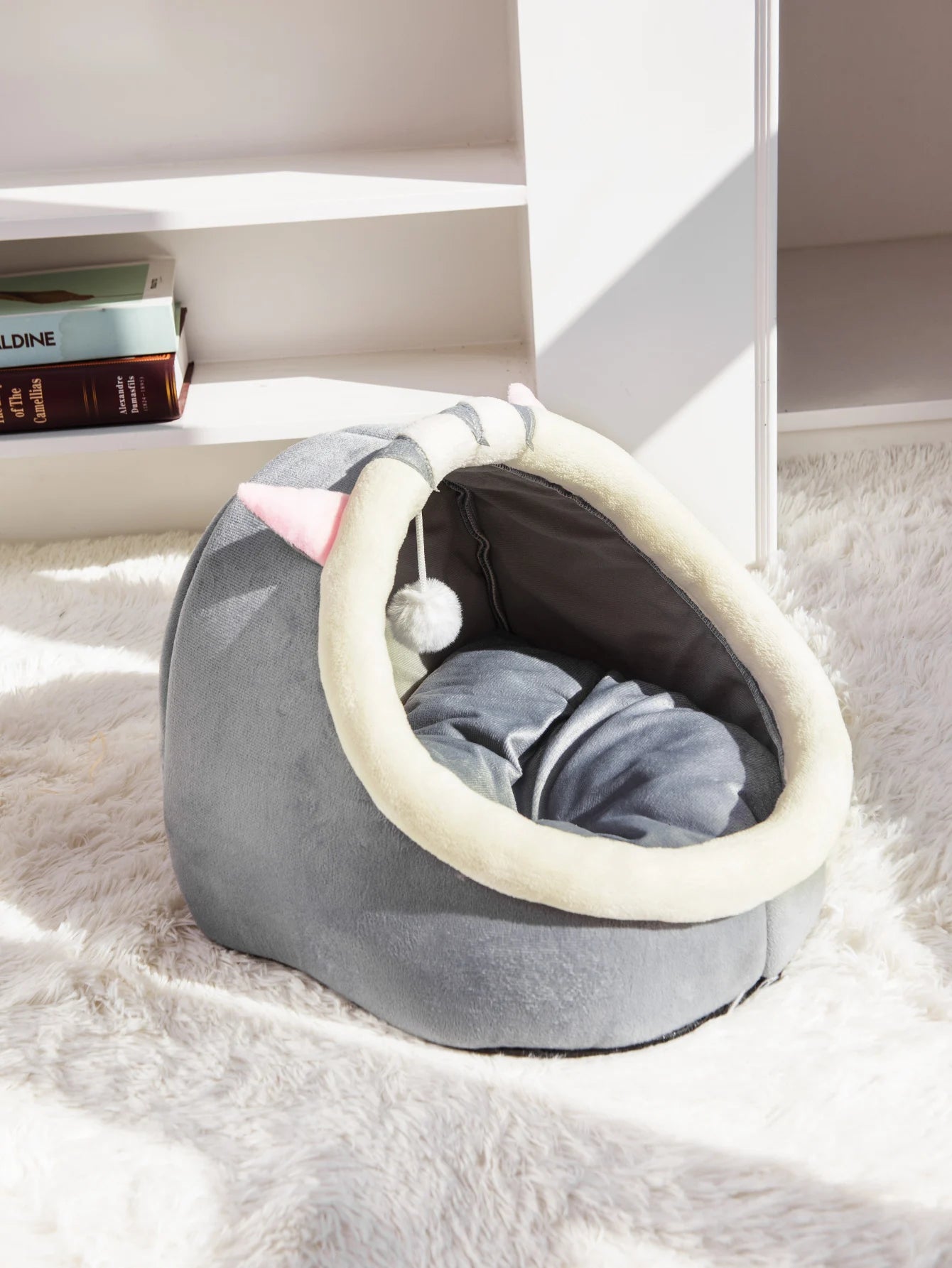 1PC Warm Winter Four Seasons Universal Semi-Closed Cute Comfortable Cat Nest Bed