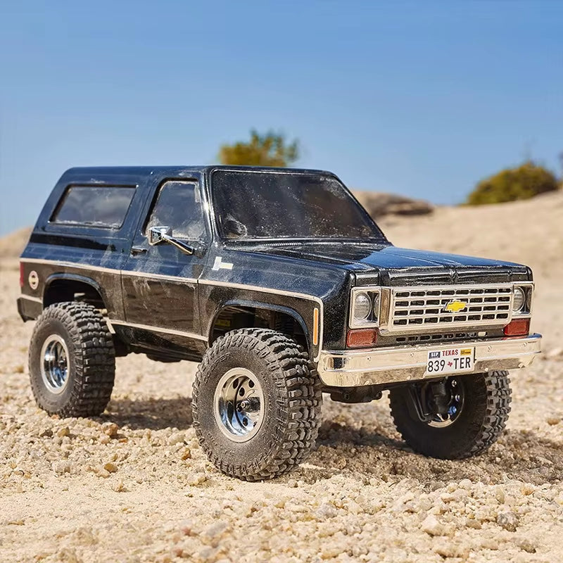 Fms 1:24 K5 Blazer Retro Simulation Pickup Truck Model Rc Climbing Car Remote Control Car Model Dual Speed Off-Road Vehicle Toy