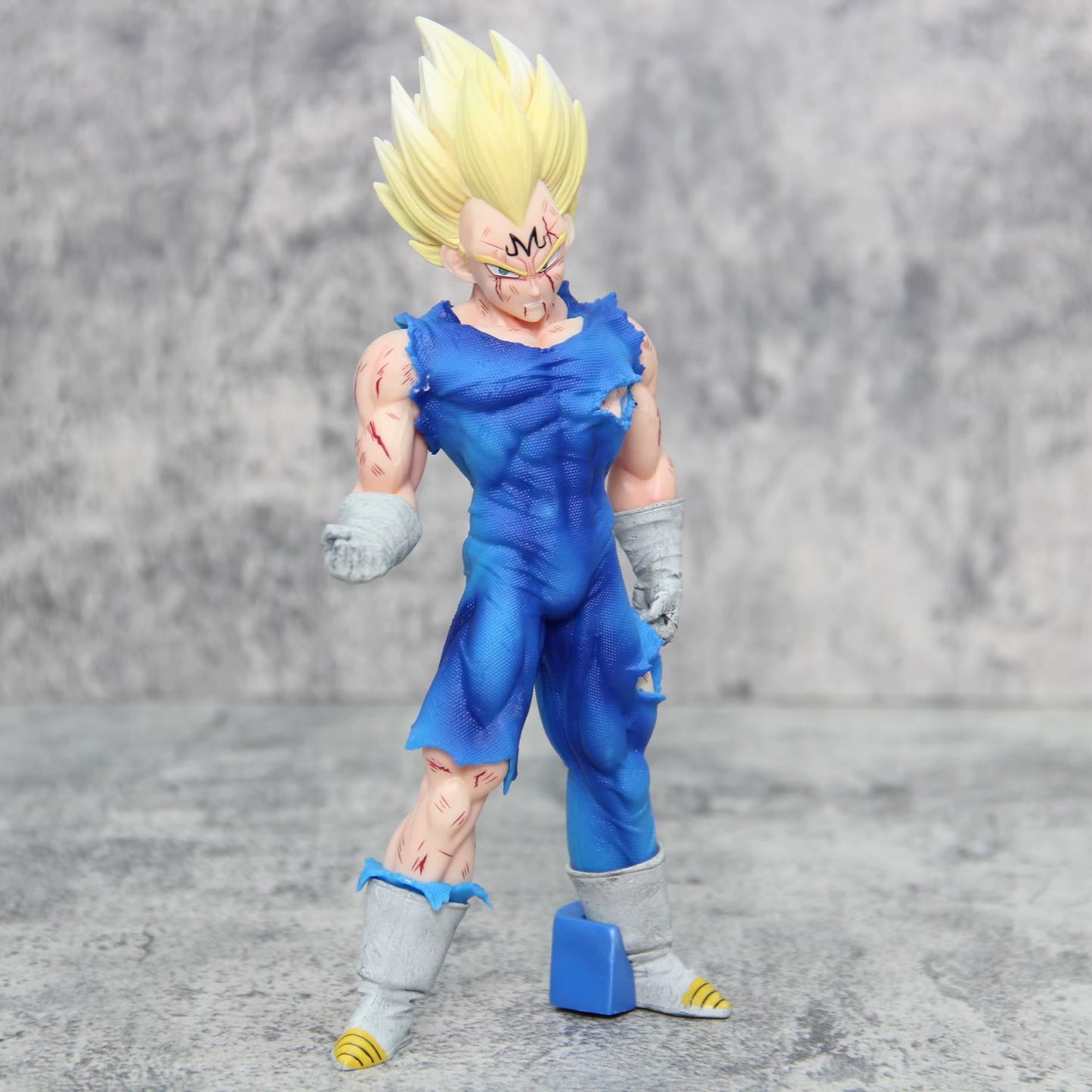 20cm Battle-Damaged Vegeta Action Figure - Perfect PVC Collectible for Dragon Ball Z Fans and Gifts